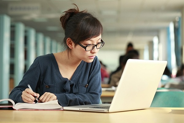 Tạo sao nên học thạc sĩ online?