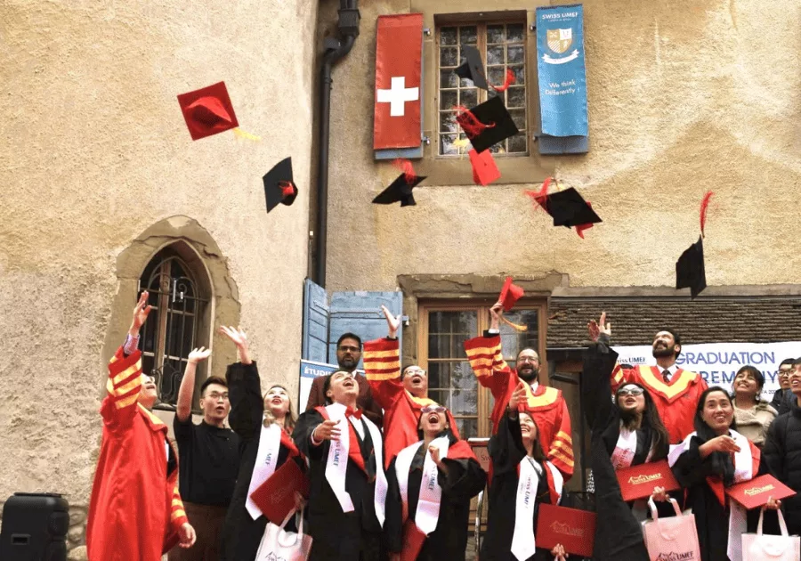 Blended Learning: Vì sao MBA Online thuần trực tuyến chưa đủ?